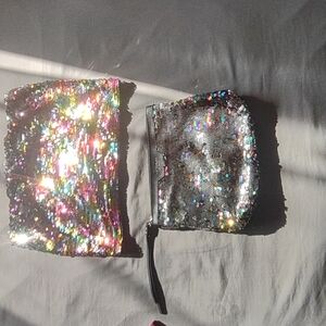 A make up hand bag , that matches a boosty-ai